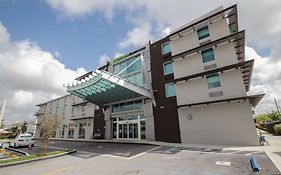 Holiday Inn Express & Suites Miami Airport East By Ihg
